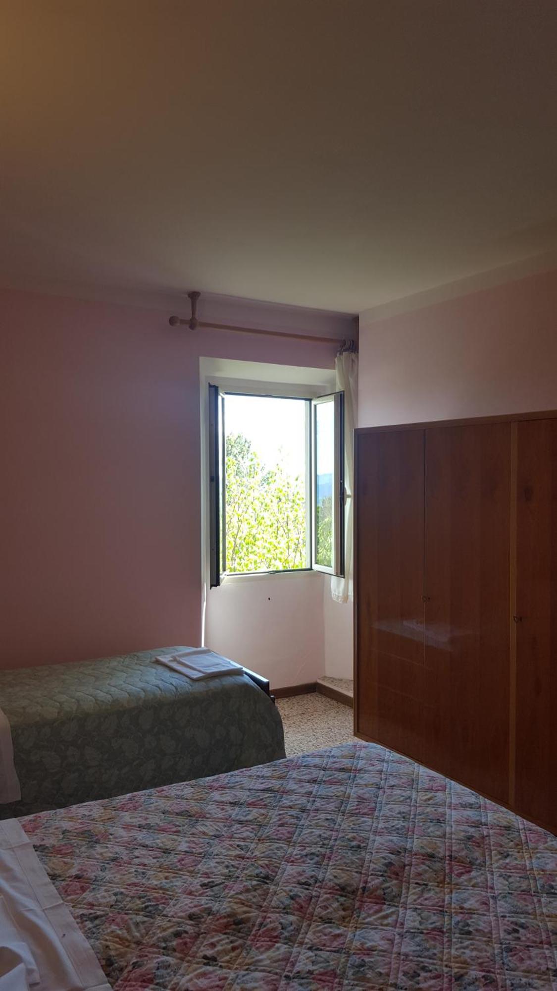 Albergo Ristorante Gualtieri Barberino di Mugello Room photo