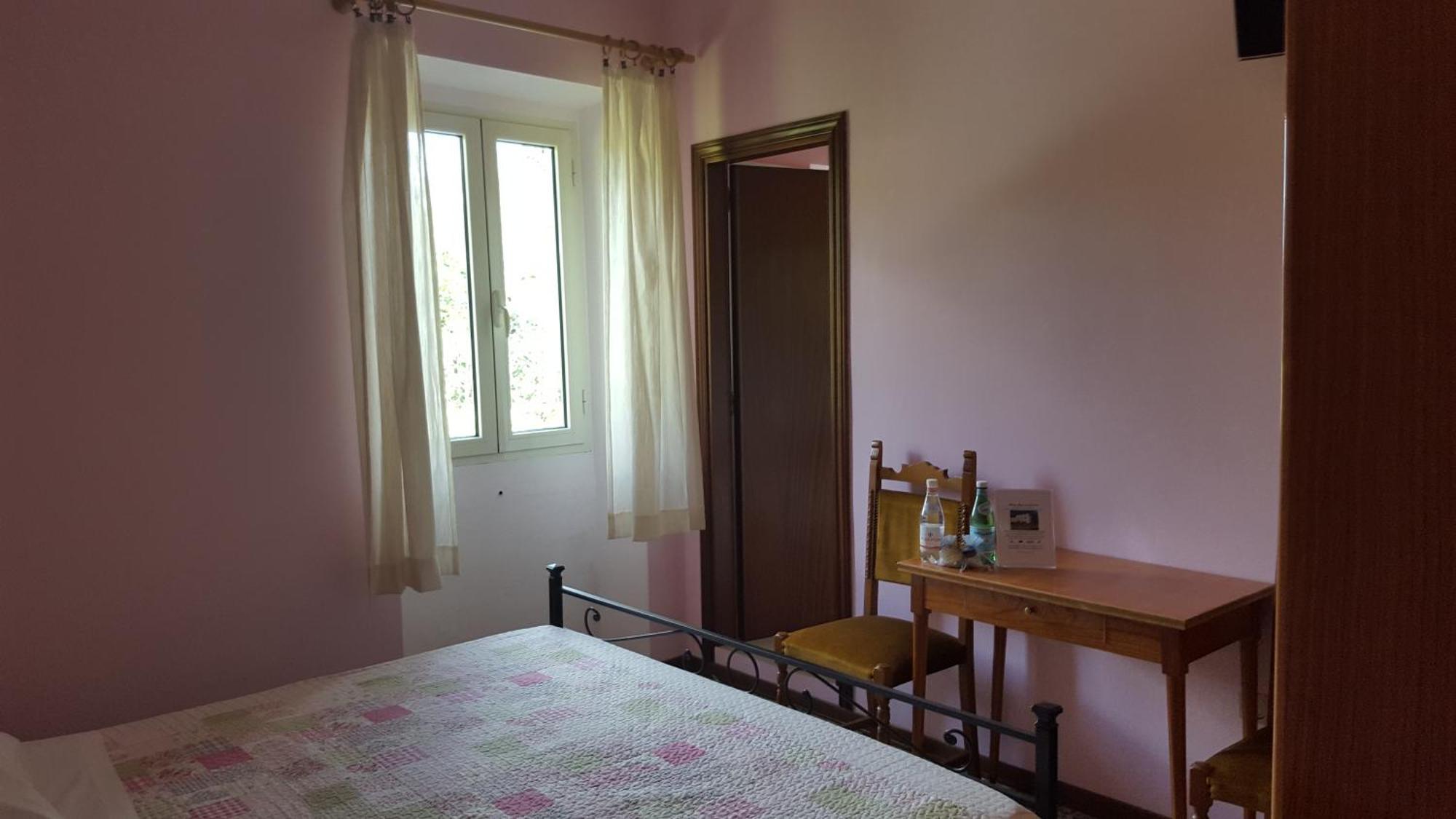 Albergo Ristorante Gualtieri Barberino di Mugello Room photo